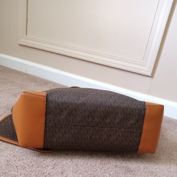 Michael kors - Picture 10 of 15